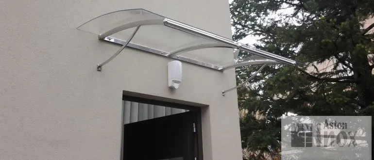 Inox nadstrešnica Elegance - konzole u luku