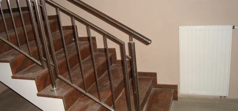 inox ograda stepenice